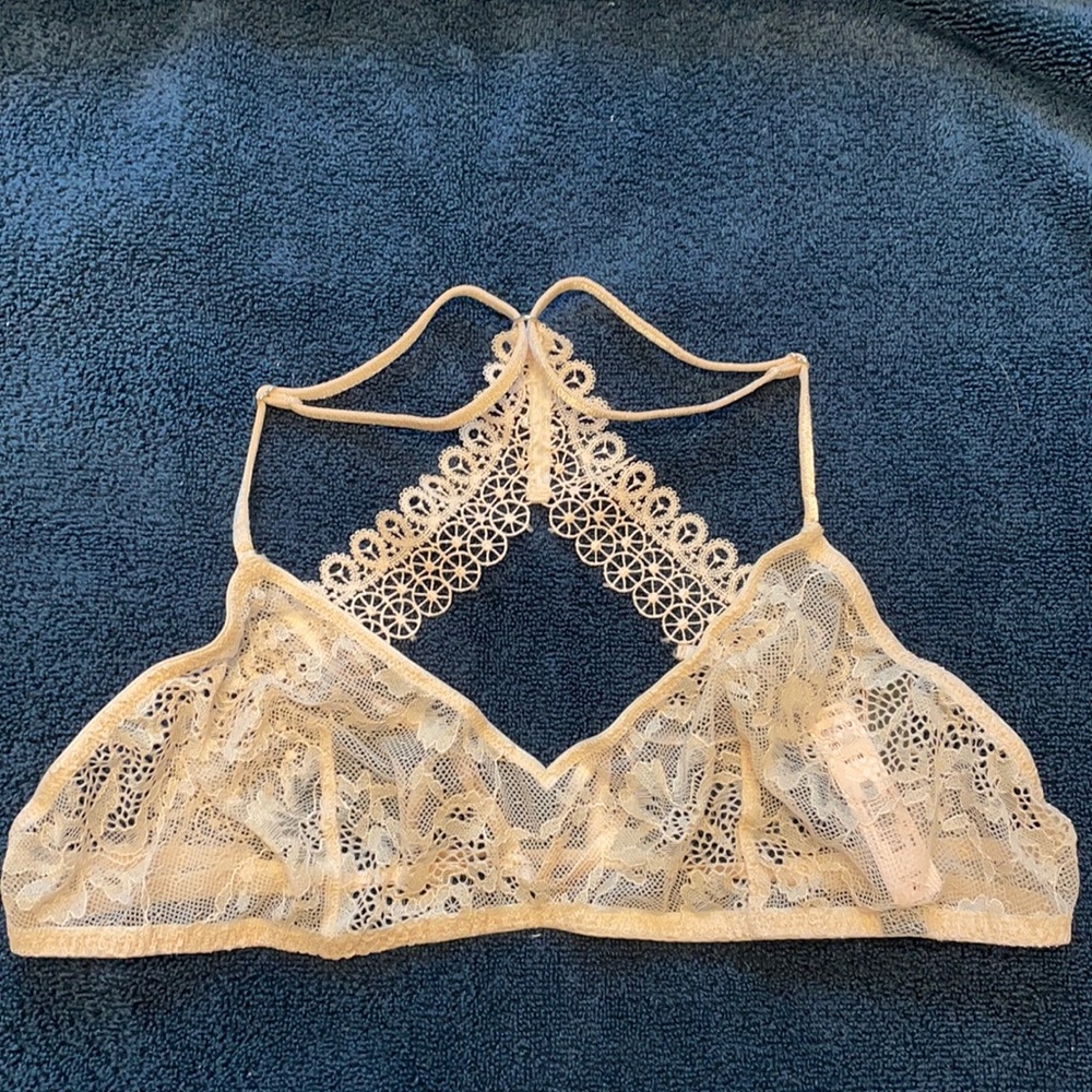 Victoria’s Secret very sexy lace bralette size M